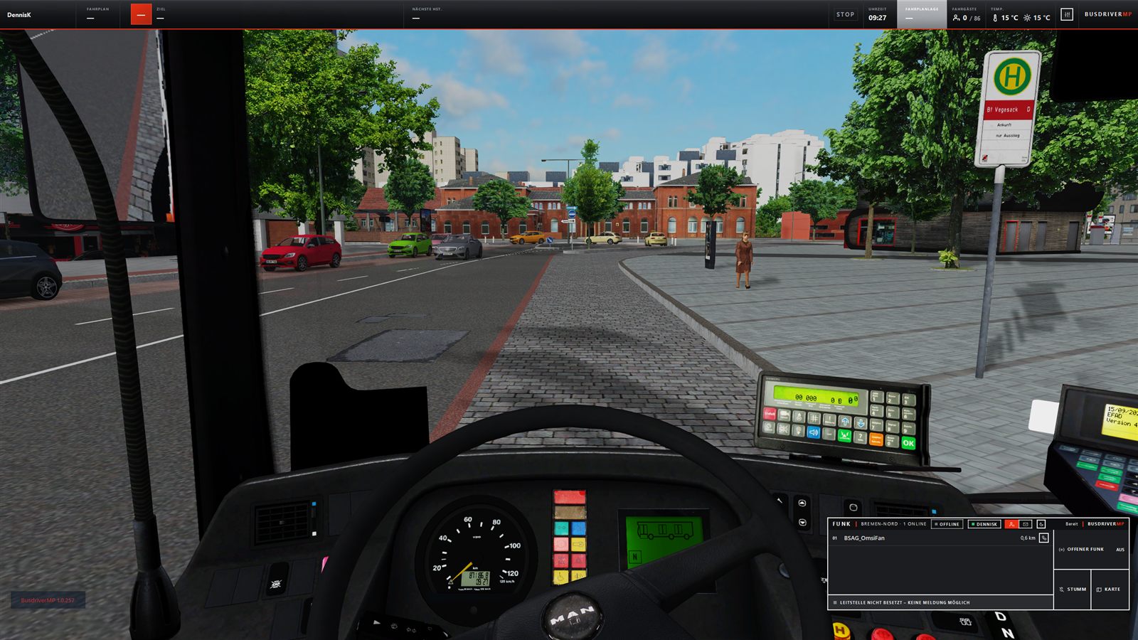 Das Funkfeld im Spiel: ein Mitspieler in 0,6 km Entfernung, rechts offener Funk, stumm und die Karte.
